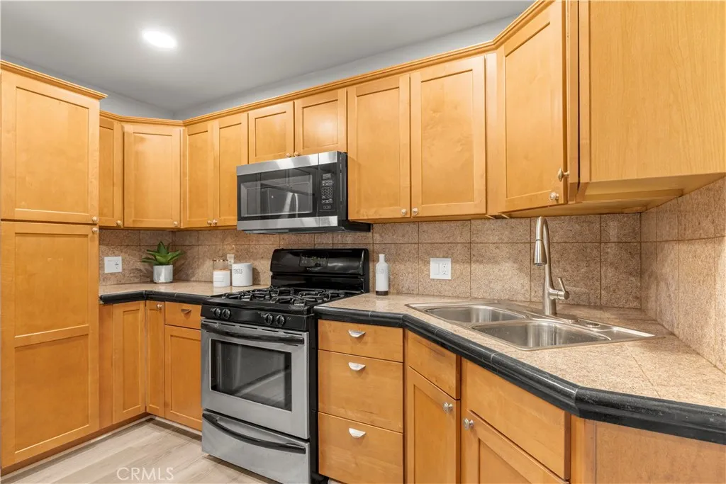 https://cdn.realtyfeed.com/cdn/127/306631671/5c4b1477e47b0bd4035c5a663722ca77.webp