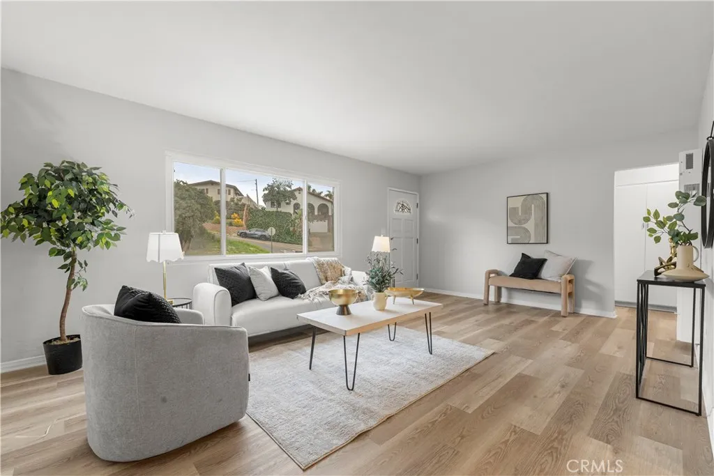 https://cdn.realtyfeed.com/cdn/127/306631671/7f57925e14f24557136d020dbc22de09.webp