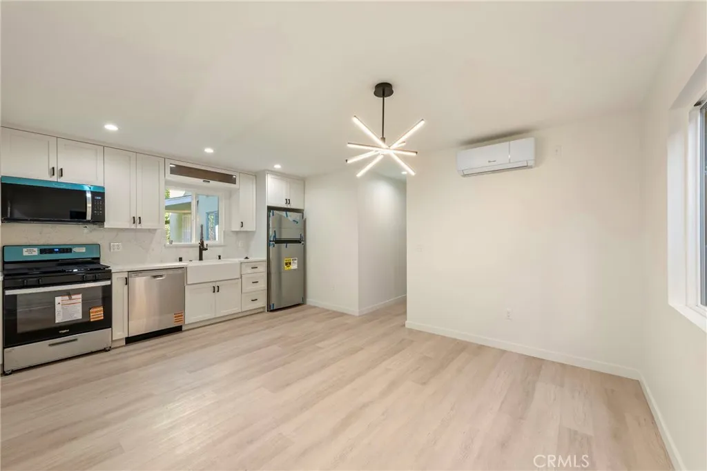 4181 Tujunga, Studio City, CA 91604 - Photo 2 of 9, Studio City, CA