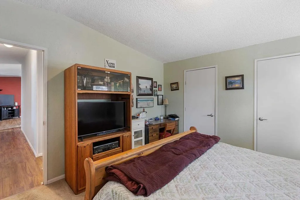 https://cdn.realtyfeed.com/cdn/127/306631699/19387648cbedcc6474732c21a8f1b5d7.webp