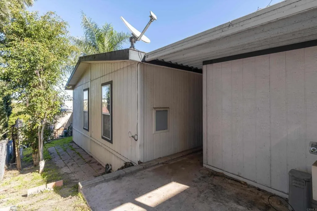 https://cdn.realtyfeed.com/cdn/127/306631699/758a9a941eddd4c7c32f1b7cc3b45681.webp