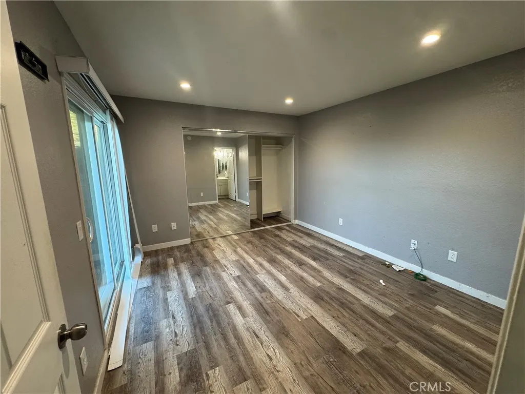 https://cdn.realtyfeed.com/cdn/127/306631742/174c70854981683ef96c2b74fd2a4bd5.webp