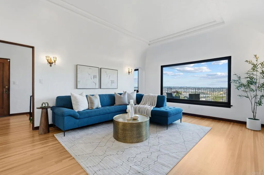 https://cdn.realtyfeed.com/cdn/127/306631746/4cfc22487d58658d22f935e542b01996.webp