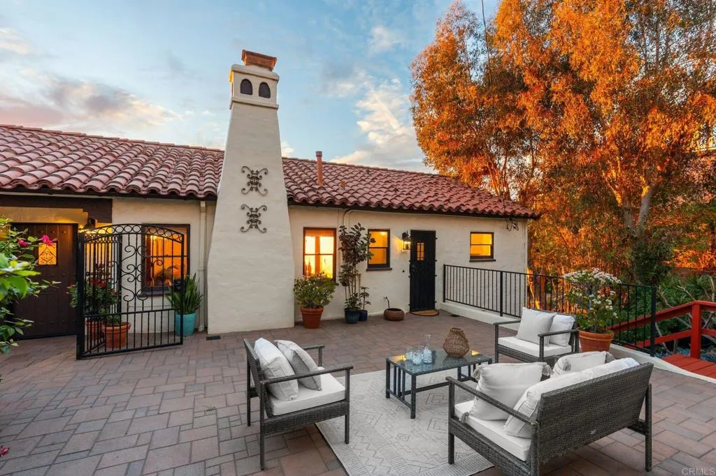 https://cdn.realtyfeed.com/cdn/127/306631746/74b6733970b392fcb8efe1882c34d714.webp
