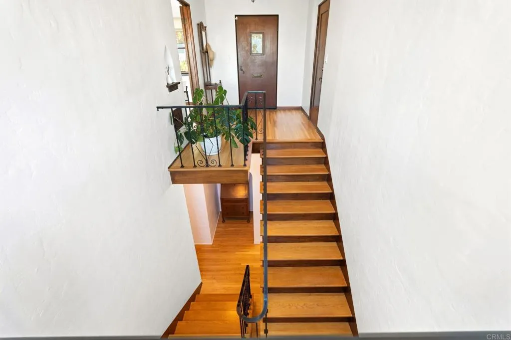 https://cdn.realtyfeed.com/cdn/127/306631746/9a3e55831942ff5c58d6b91223cbf668.webp