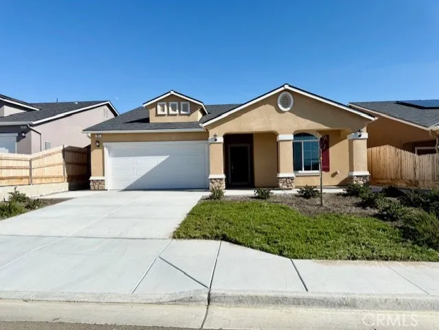 Avenal, CA 93204