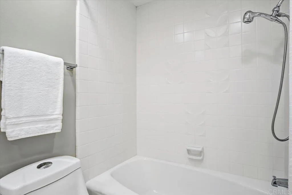 https://cdn.realtyfeed.com/cdn/127/306631799/ddccd1c6c96a996484d6b93c035a06f1.webp