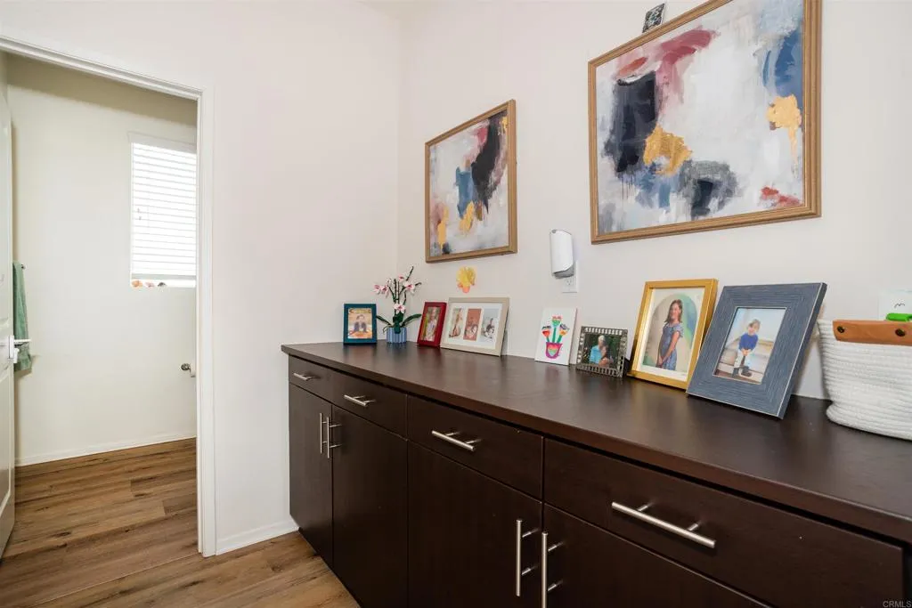 https://cdn.realtyfeed.com/cdn/127/306631870/43ce8461c36bc02715798e858d2518ac.webp