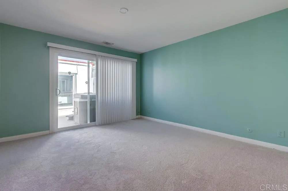 https://cdn.realtyfeed.com/cdn/127/306631876/03128d299852f3a36d9fed0212bbdb6f.webp