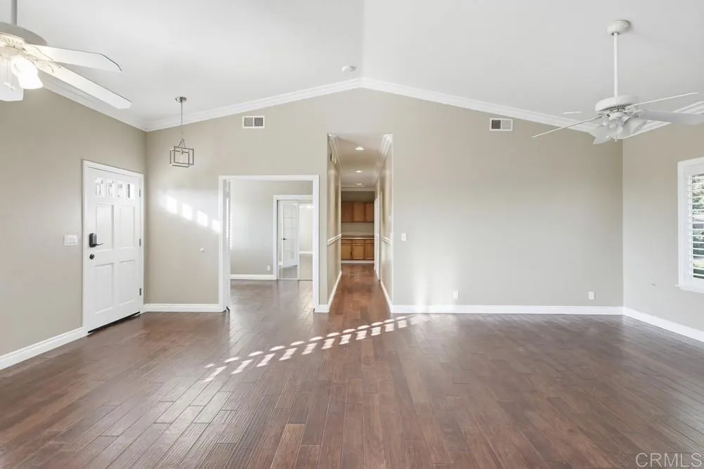https://cdn.realtyfeed.com/cdn/127/306631878/5867828124b6e87cce525a244be77f42.webp
