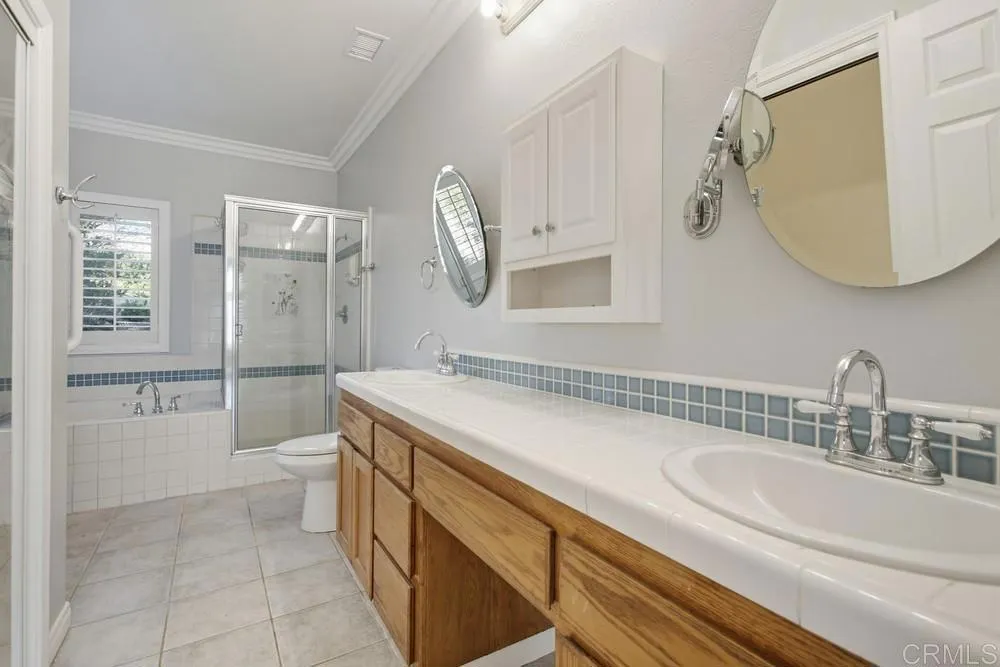 https://cdn.realtyfeed.com/cdn/127/306631878/92b33f64dd5c18c88b3585b6d51990e9.webp