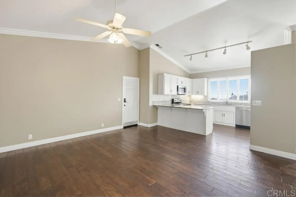 https://cdn.realtyfeed.com/cdn/127/306631878/b1a526bf9c60127b53e4a5f3a4c9359f.webp