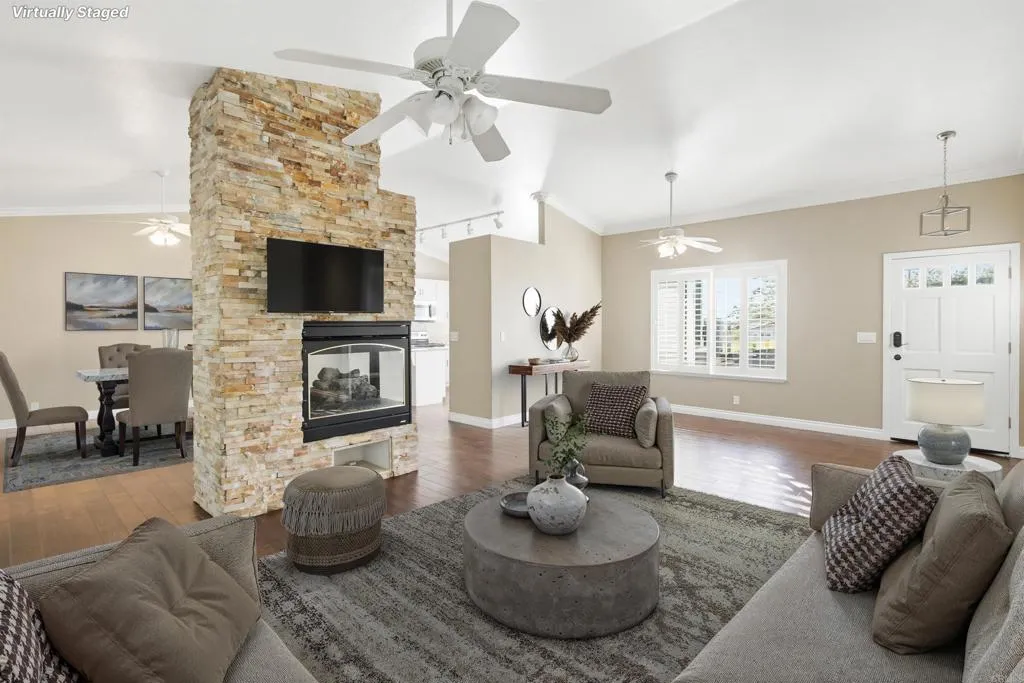 https://cdn.realtyfeed.com/cdn/127/306631878/ed3c26d59f3191231deb3492abd51470.webp