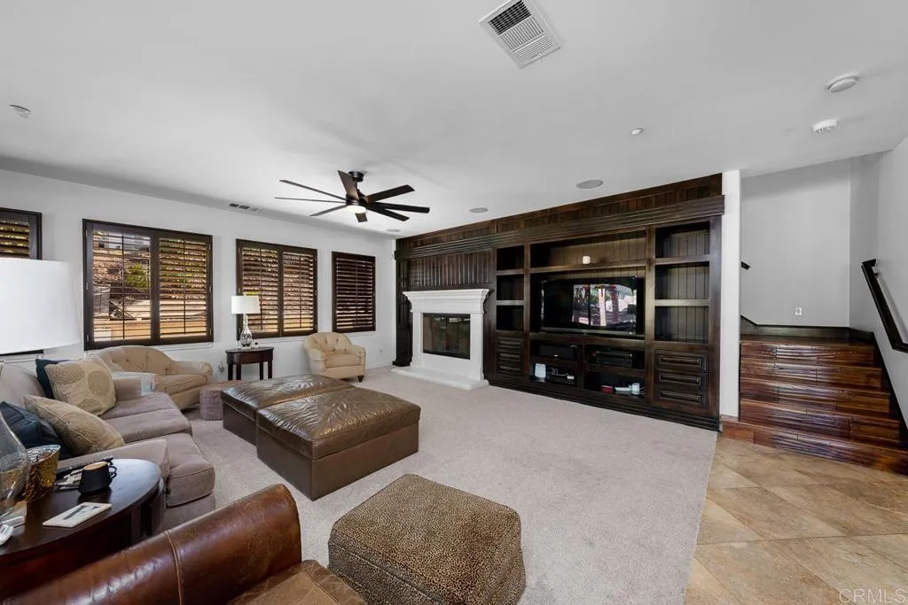 https://cdn.realtyfeed.com/cdn/127/306631916/64864b6182261da7dc45d55d56921973.webp