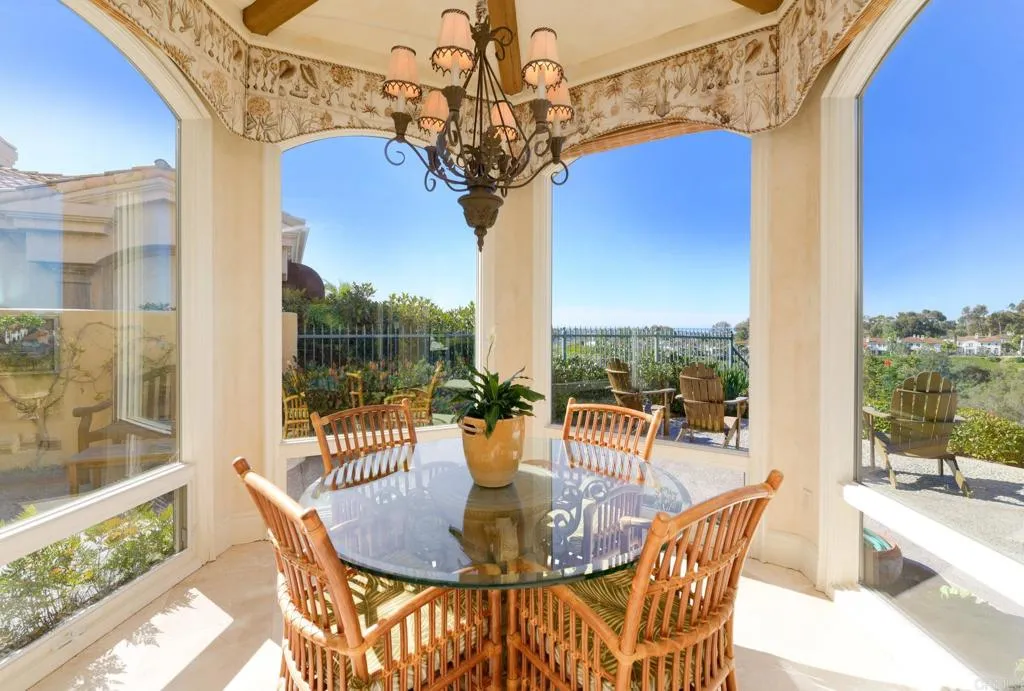https://cdn.realtyfeed.com/cdn/127/306631946/230d3bc0be189e3260983204254a74b6.webp