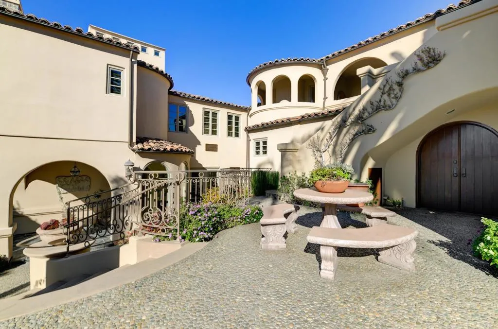 https://cdn.realtyfeed.com/cdn/127/306631946/7508530029b9ab21514927de199fa916.webp