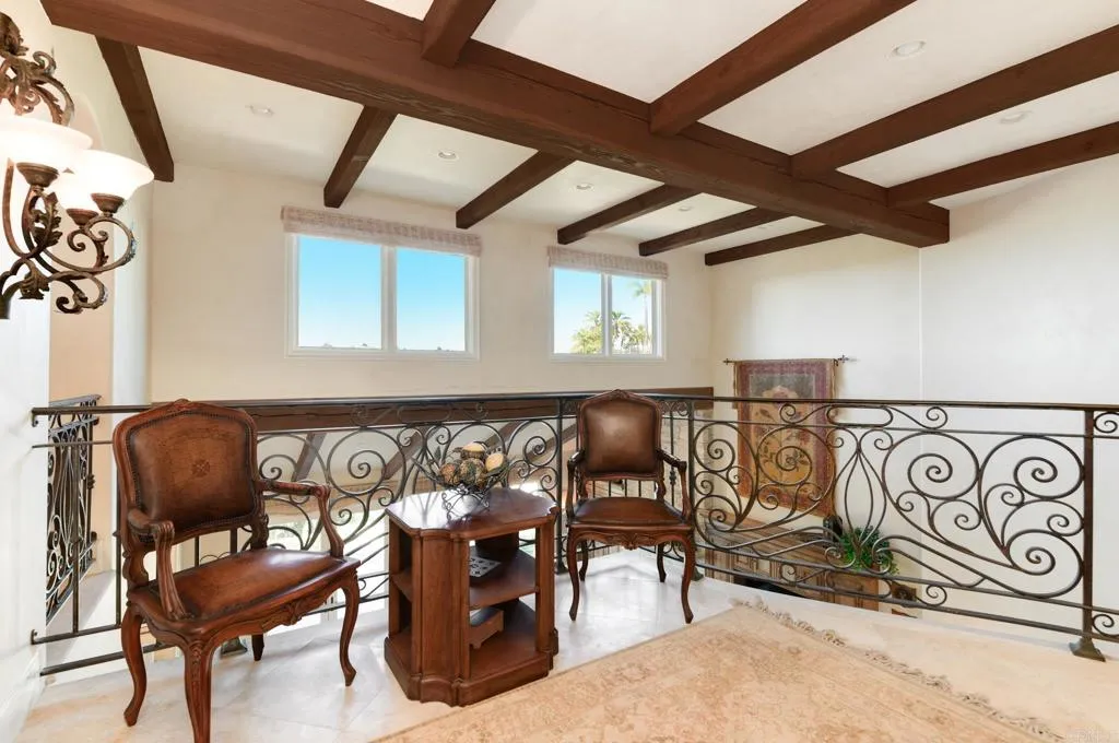 https://cdn.realtyfeed.com/cdn/127/306631946/87cc9415de144bb38580899391c62c1f.webp