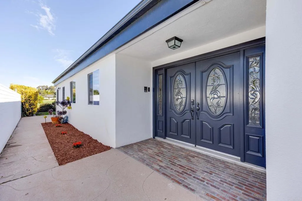 https://cdn.realtyfeed.com/cdn/127/306631958/26b7917c4879eddb6462d056dbdf6ffc.webp