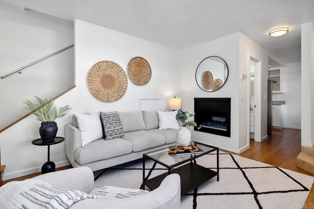 https://cdn.realtyfeed.com/cdn/127/306631974/3c6557c9fa0cef58935e413c351f21ea.webp