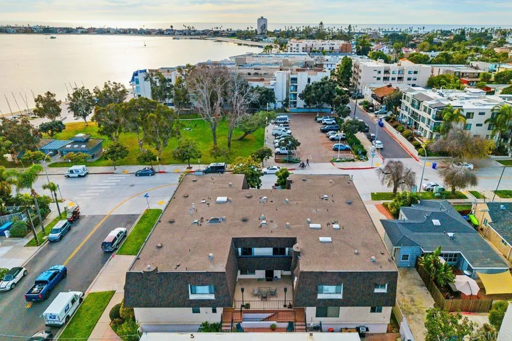https://cdn.realtyfeed.com/cdn/127/306631974/d2509360a7372c4e20a8692d8965b35e.webp