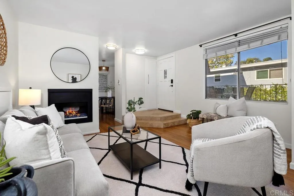 https://cdn.realtyfeed.com/cdn/127/306631974/ef5ff5bcf6fb2d38ce299e97155914d3.webp