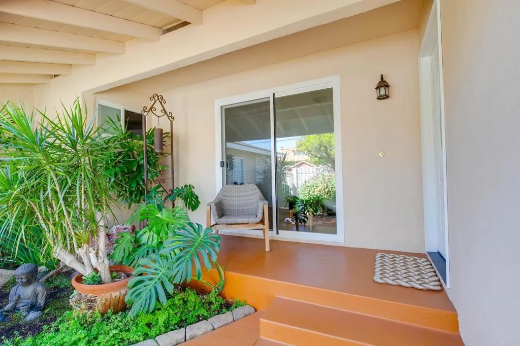 https://cdn.realtyfeed.com/cdn/127/306631991/07f135d93c6020ae37e2d1c371957022.webp