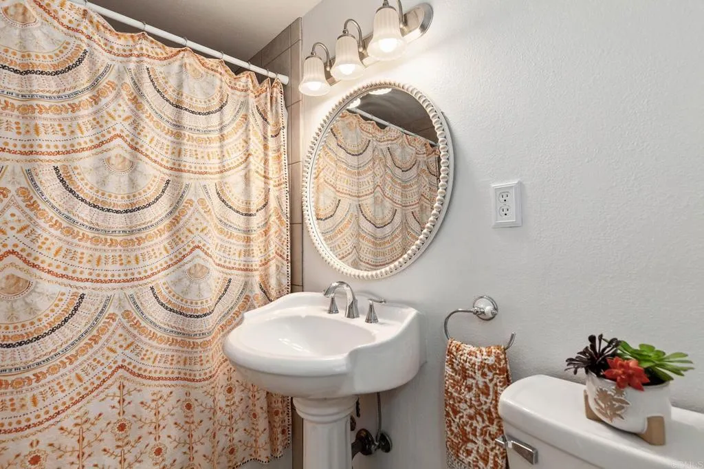 https://cdn.realtyfeed.com/cdn/127/306631991/d50043b6330ae8c428ba6afd5c0d7ae6.webp