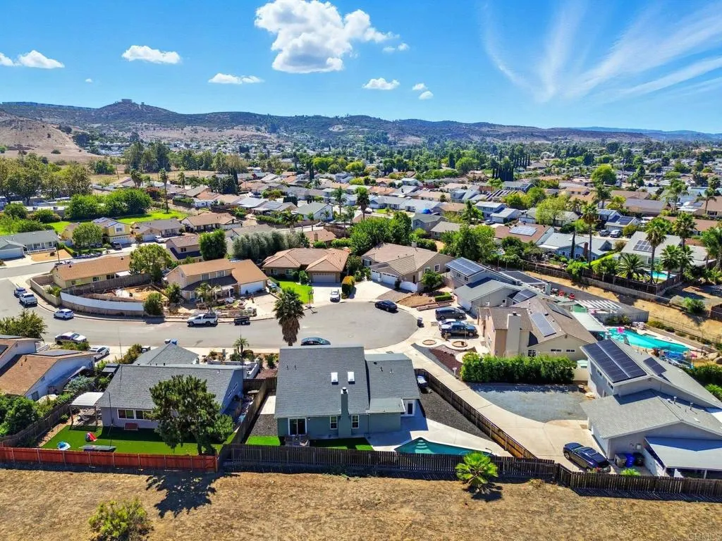 https://cdn.realtyfeed.com/cdn/127/306631994/60d2330088d5cd1144cacb741a15b3e2.webp