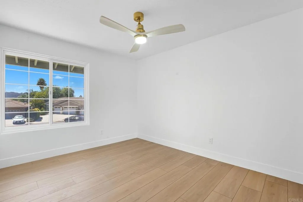 https://cdn.realtyfeed.com/cdn/127/306631994/693d40937788d5c185994f07f9a1fb1a.webp