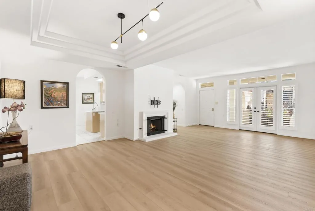 Photo #8: NDP2600954 Listing: Photo #8