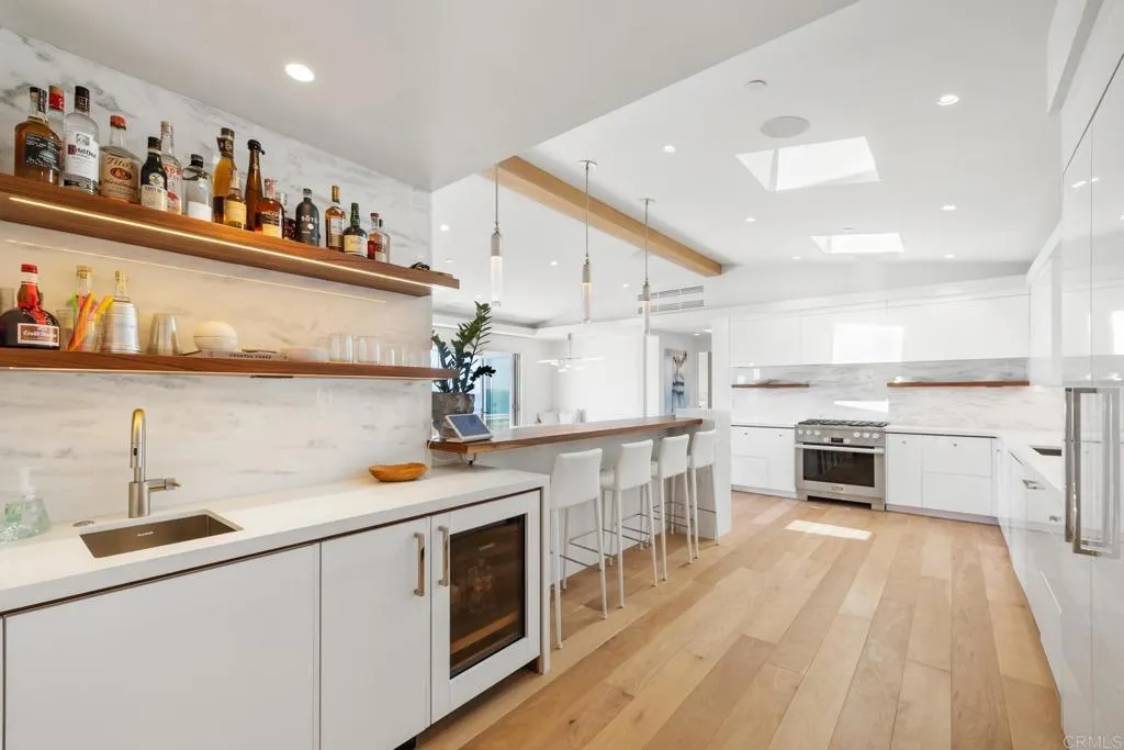 https://cdn.realtyfeed.com/cdn/127/306632115/e708588dfc68272fb49a168c0f3dc54c.webp