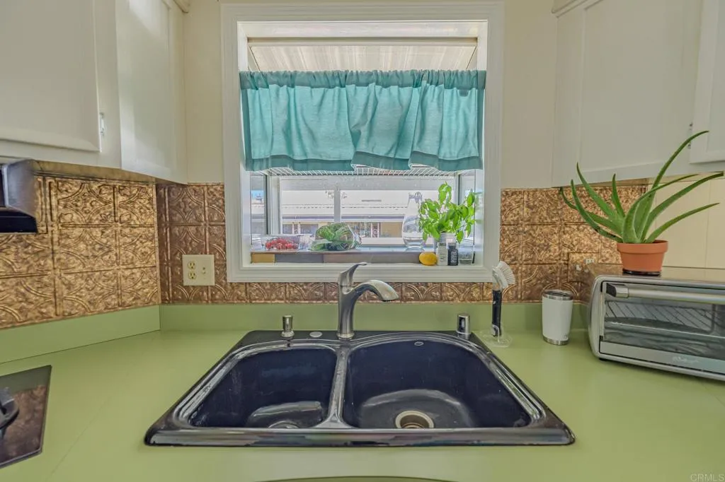 https://cdn.realtyfeed.com/cdn/127/306632160/30080948198b820a87fe0ca41825de44.webp