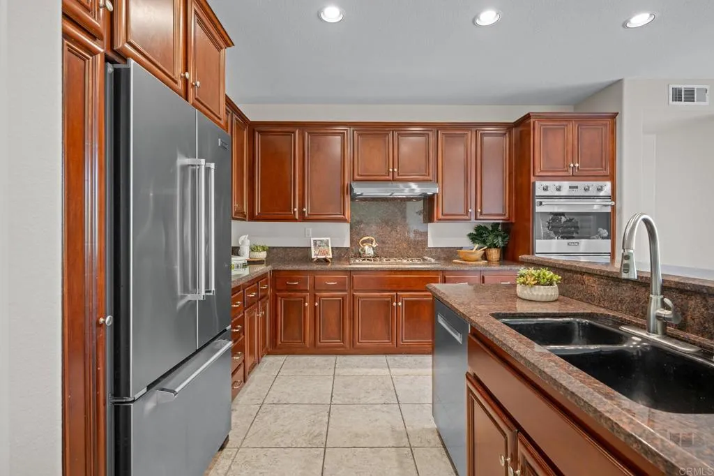 https://cdn.realtyfeed.com/cdn/127/306632186/15ebdf797d28a6dfda309b2126857c87.webp