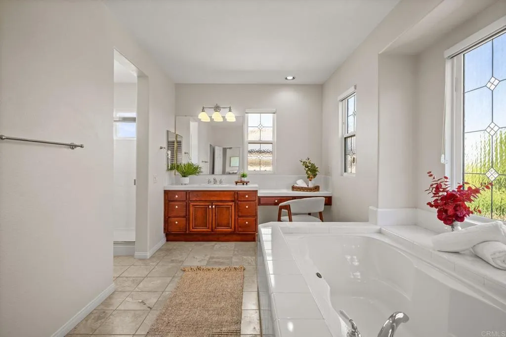 https://cdn.realtyfeed.com/cdn/127/306632186/42a9ded8a64a26b1a29004fd13510e80.webp