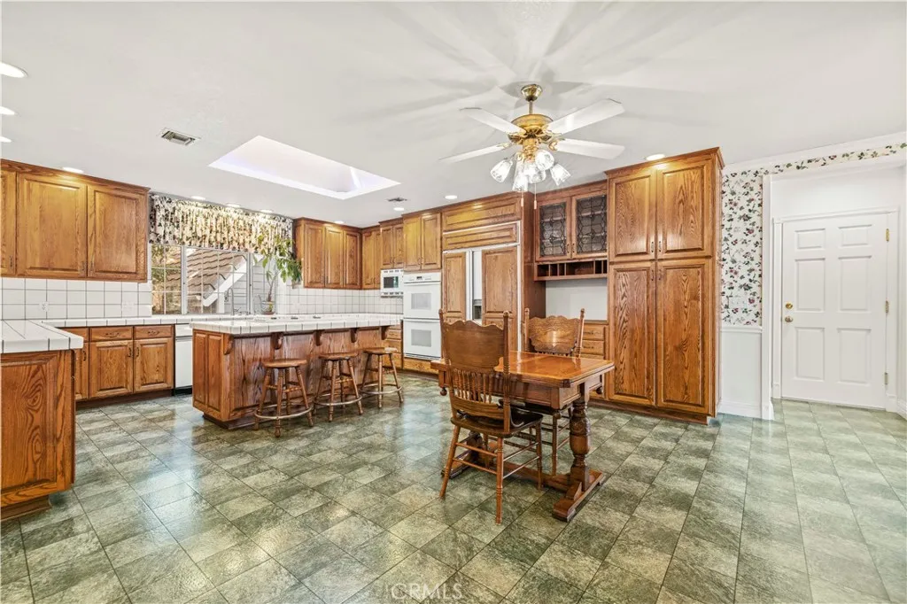 24123 Wildwood Canyon Road, Newhall, CA 91321 - Photo 4 of 32, Newhall, CA