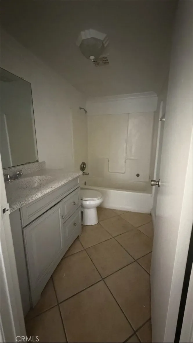 18142 Poinciana Avenue, Adelanto, CA 92301 - Photo 3 of 4, Adelanto, CA
