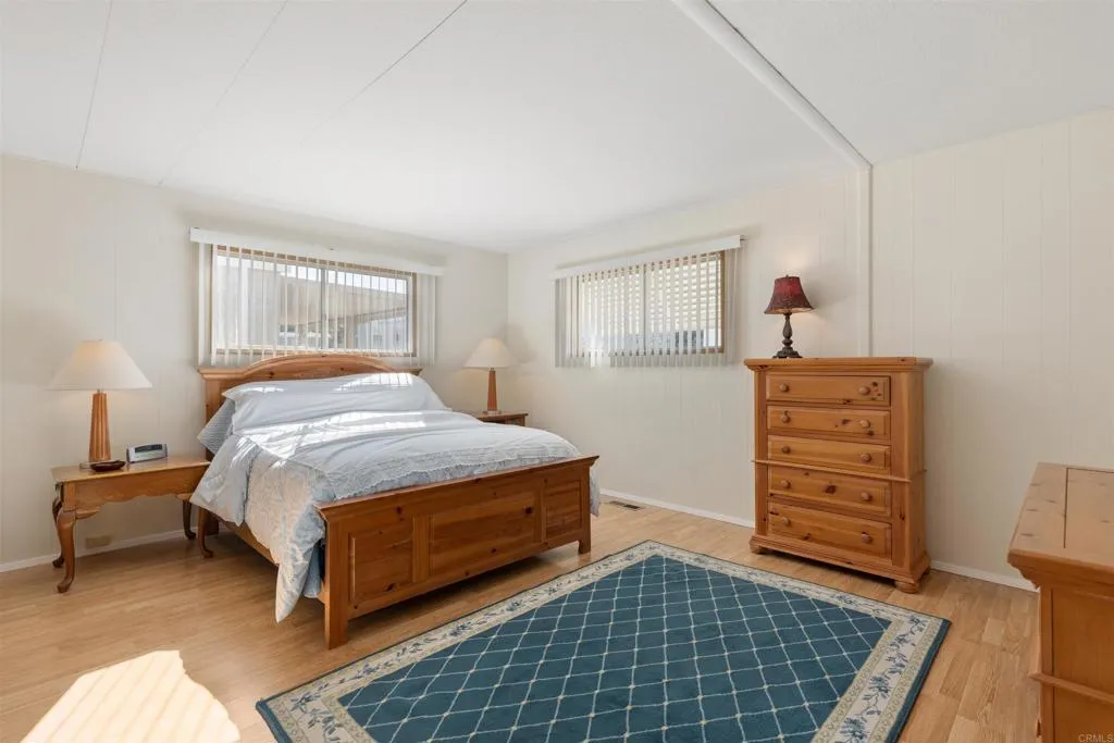 https://cdn.realtyfeed.com/cdn/127/306632342/0d80de14eb71ffa96ec7ec415be5df5f.webp