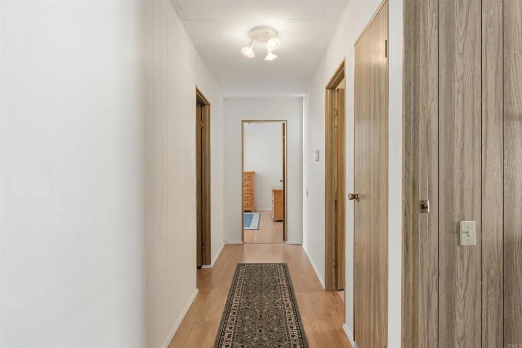 https://cdn.realtyfeed.com/cdn/127/306632342/46cc3cfe1f7c541ffc9df75e1b07f1af.webp