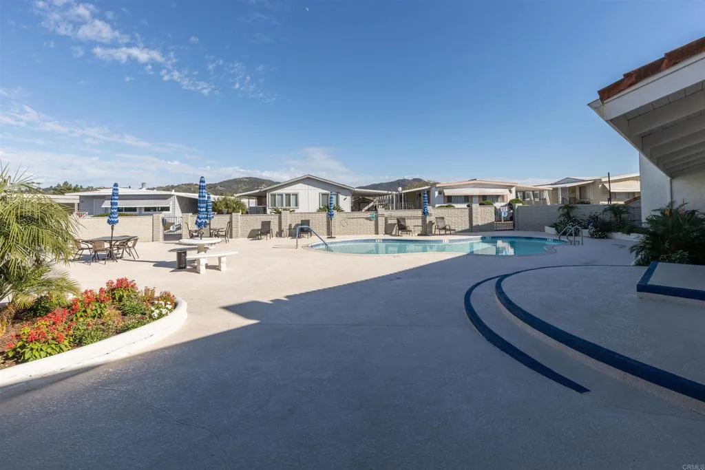 https://cdn.realtyfeed.com/cdn/127/306632342/7d92d44d1486c268550efdb5f681d174.webp