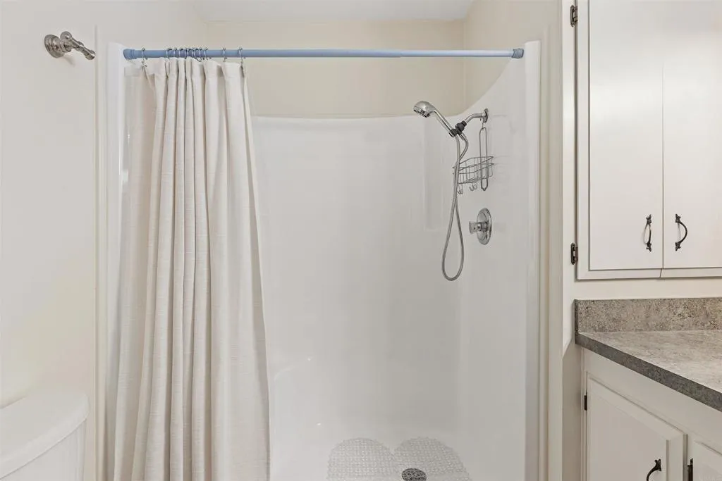 https://cdn.realtyfeed.com/cdn/127/306632342/d387a7113939f08a84ff474ab1875cab.webp