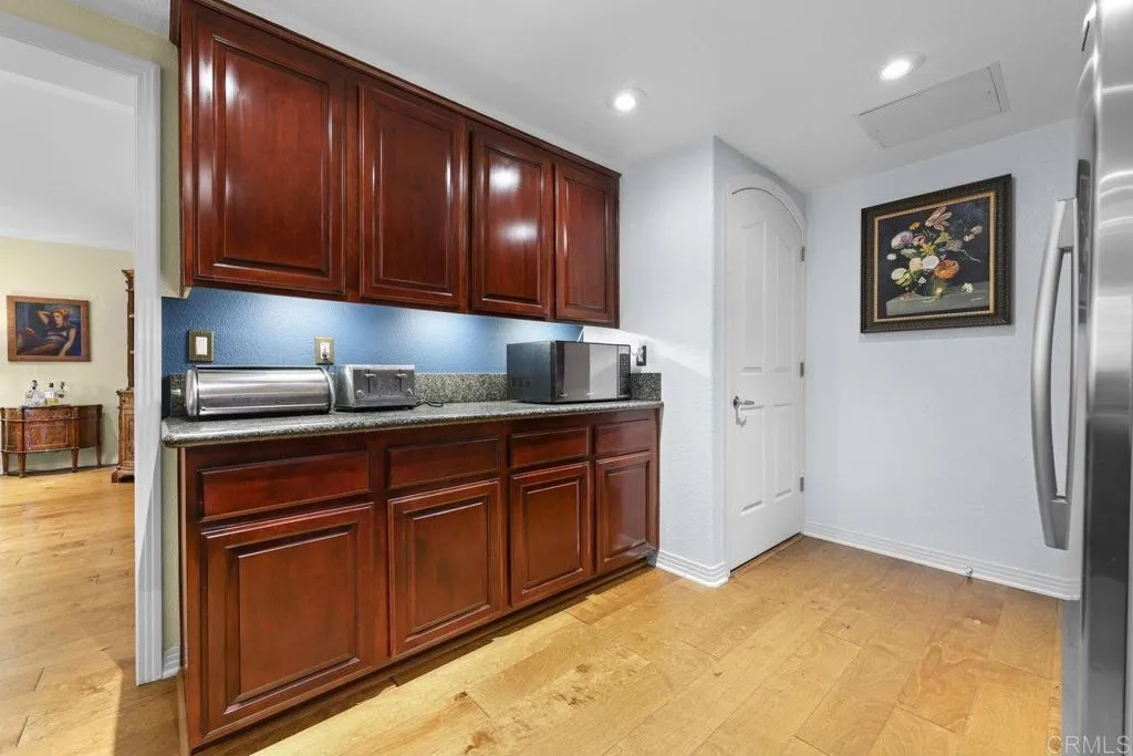 Photo #21: PTP2600777 Listing: Photo #21