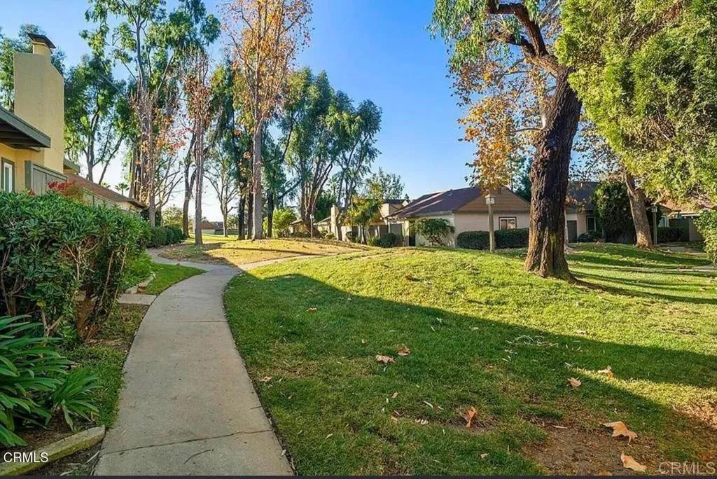 Photo #48: V1-34402 Listing: Photo #48