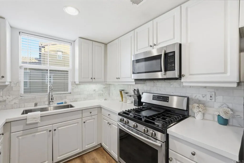 Photo #8: PTP2600778 Listing: Photo #8