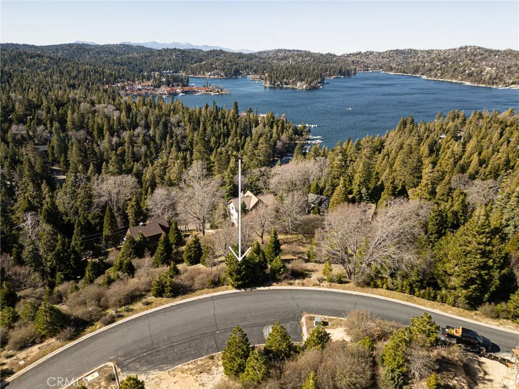 Lake Arrowhead, CA 92352