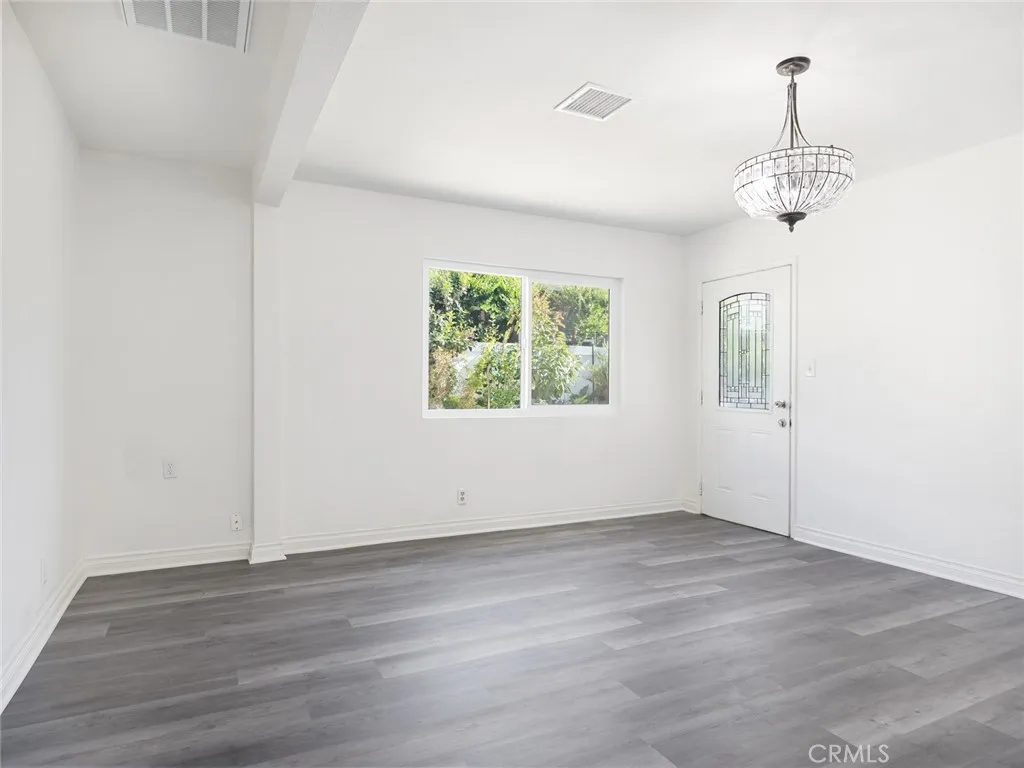 5020 Topanga Canyon, Woodland Hills, CA 91364 - Photo 5 of 36, Woodland Hills, CA