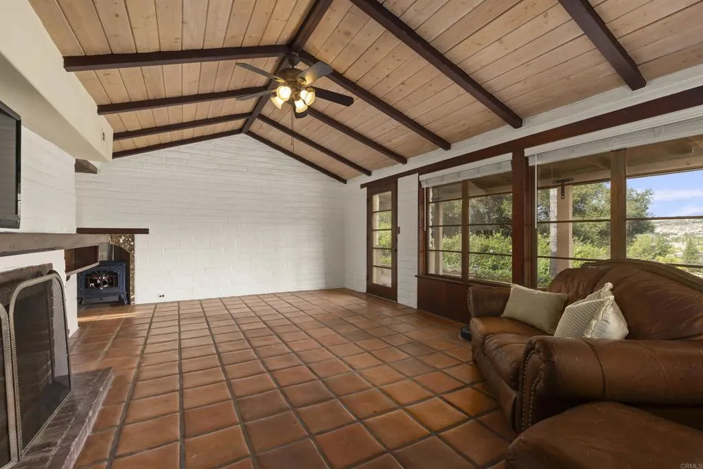 14215 WOODS VALLEY RD, Valley Center, CA, 92082