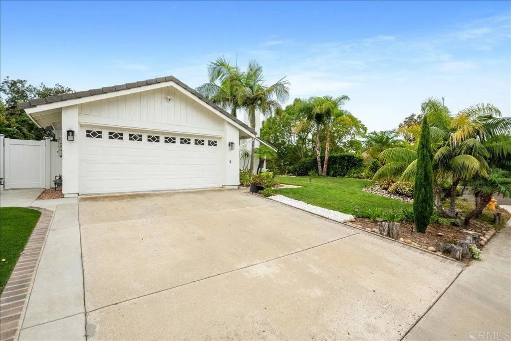 https://cdn.realtyfeed.com/cdn/127/306632435/c954999fea52555bb3c59ba7d3154ddf.webp