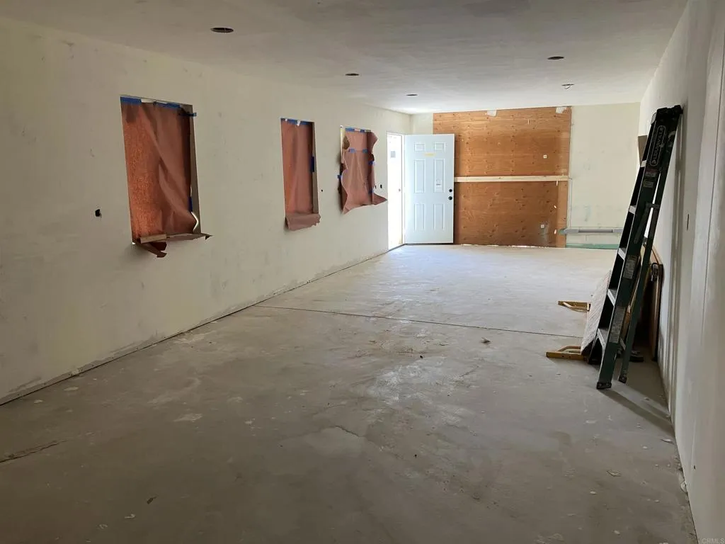 2411 L Street, San Diego, CA, 92102