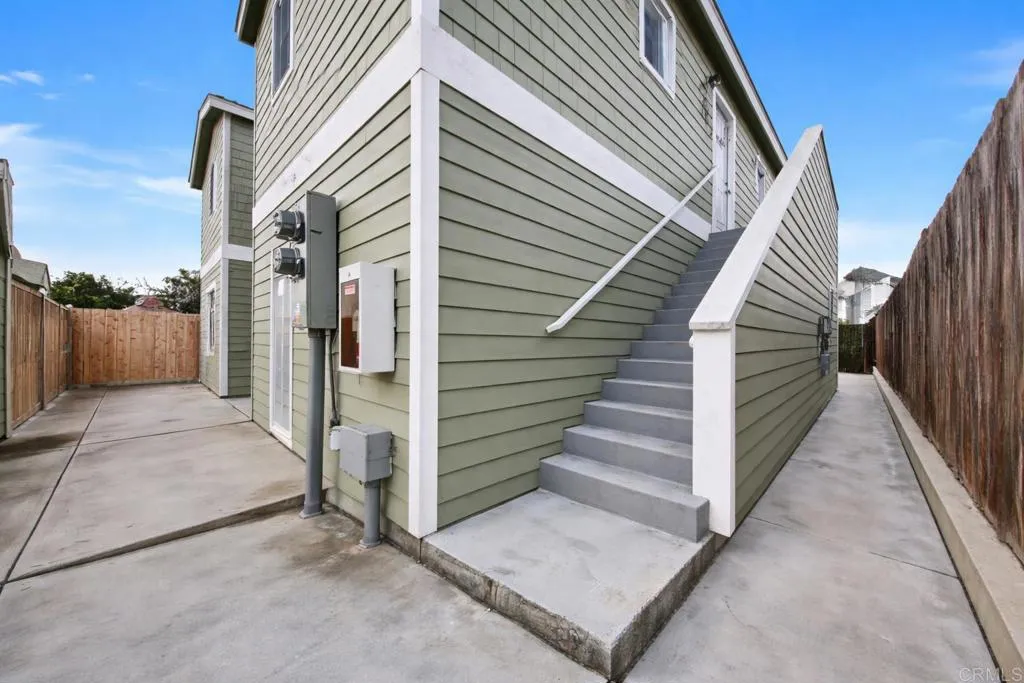 2411 L Street, San Diego, CA, 92102