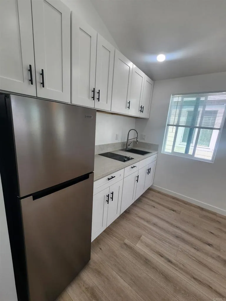 2411 L Street, San Diego, CA, 92102